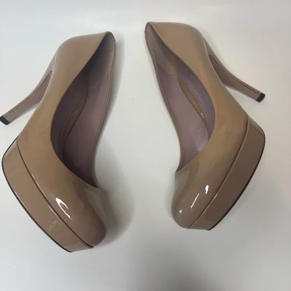 ❕SALE❕ Gucci Patent Leather Tan Pumps - Picture 3 of 6